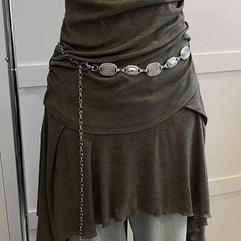 Колан за талия с резбована верига, метална конструкция; катарама от сплав; закопчаване с кука; ширина 2–4 см; електроплатинг