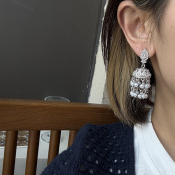 Pribor: naušnice s resicama od bisera, geometrijski dizajn, umetni kameni, titan čelik, dugačka ogrlica i lanac za struk