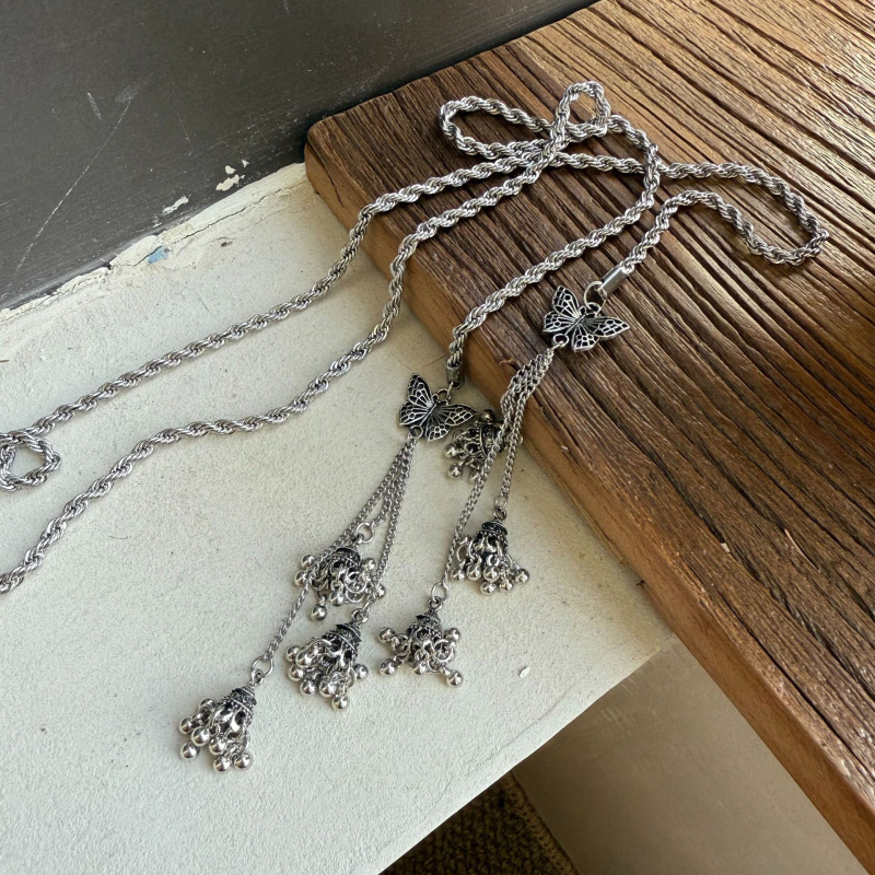 Pribor: naušnice s resicama od bisera, geometrijski dizajn, umetni kameni, titan čelik, dugačka ogrlica i lanac za struk