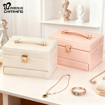 Ювелирна кутия Casegrace sp01348, кожа, твърда конструкция, едноцветен дизайн, голям капацитет, отделения за пръстени, обици и колие