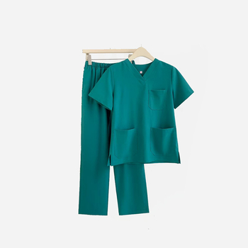 Unisex set lekárskeho oblečenia – vlhkosť odvádzajúci polyester-elastan materiál, krátke rukávy, V-krk, nohavice s viacerými vreckami, rýchloschnúci