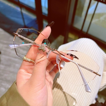 Yitao bezokvirne naočale za čitanje s lećama od smole protiv plavog svjetla, oblik leptira, metalne šipke, za odrasle