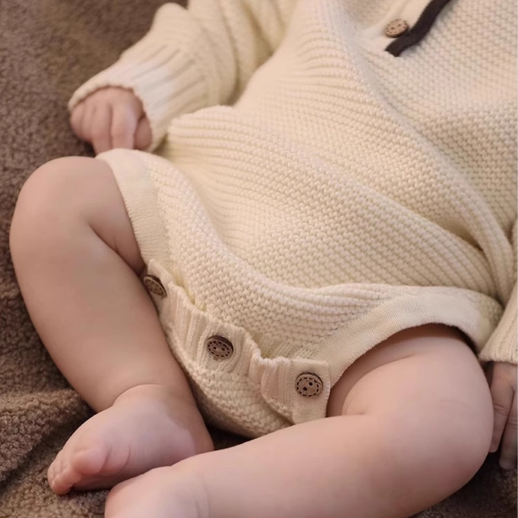 Baba kötött overál álló gallérral, uniszex, 100% pamut, hosszú ujjú, újszülötteknek