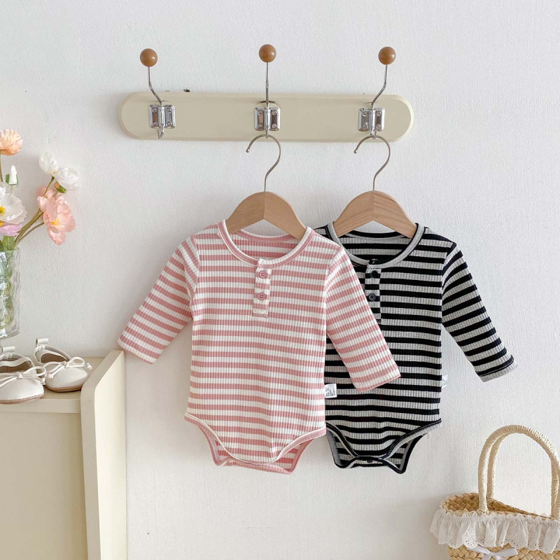 Prugasti bebi kombinezon s dugim rukavima, unisex za novorođenče, 95% combed cotton + 5% elastan, skriveno kopčanje