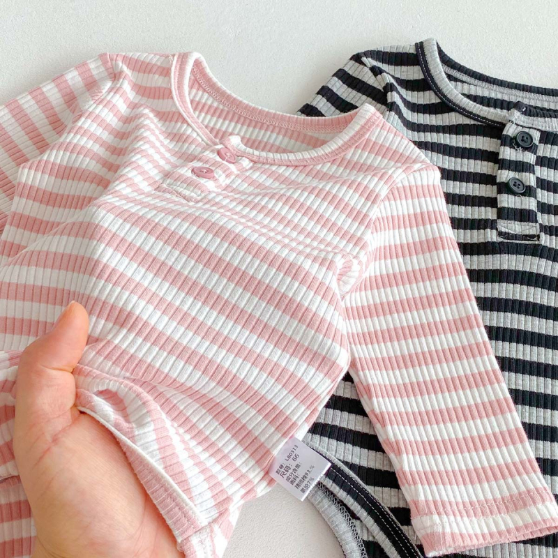 Prugasti bebi kombinezon s dugim rukavima, unisex za novorođenče, 95% combed cotton + 5% elastan, skriveno kopčanje
