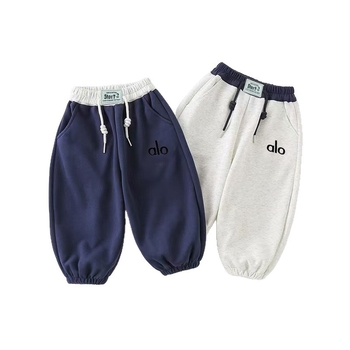 Dječje sportske hlače s blok boja i šivenim slovima, unisex, 50% cotton, mek završetak, srednji struk s elastičnom trakom