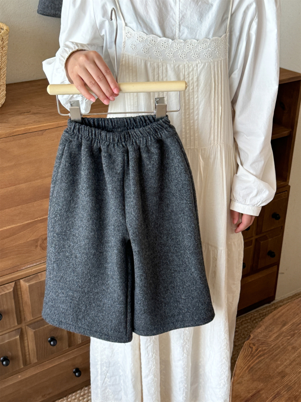 Pantaloni pentru copii, stil coreean, croială dreaptă, fleece; material: poliester; compoziție: 65% poliester, 25% rayon, 10% nylon, 4% spandex; iarnă, vârsta 3–8 ani