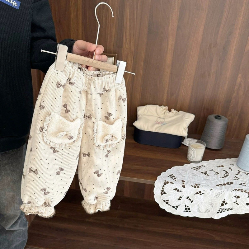 Dječje hlače od corduroya sa flisom, 70–80% poliester, visok struk, cvjetni uzorak, zima