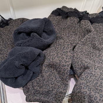 Dječje hlače s leopard printom, sa srednjim pojasom, pamuk 50%, za djecu 3–8 godina