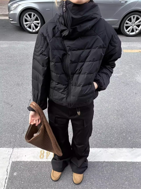 Ανδρικό χειμερινό μπουφάν με κουκούλα και φερμουάρ, άνετη γραμμή, πολυεστερικός γέμισμα