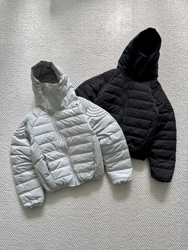 Ανδρικό χειμερινό μπουφάν με κουκούλα και φερμουάρ, άνετη γραμμή, πολυεστερικός γέμισμα