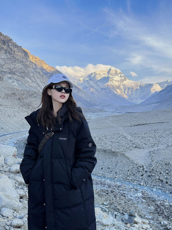 Ženski oversize pamučni kaput s kapuljom, dugačak do koljena, punilo od svileno-pamuka, zatvarač, udoban kroj