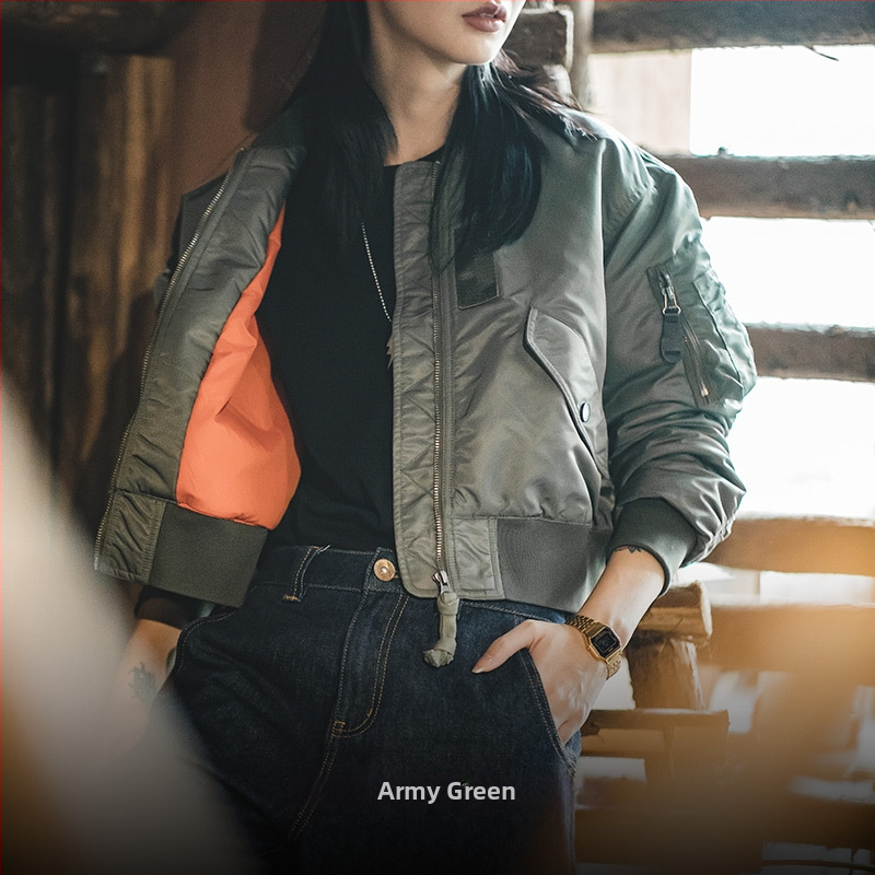 Jachetă damă MA-1 bomber din nylon: exterior nylon, umplutură 100% poliester, gros pentru iarnă, guler înalt cu fermoar, model uni