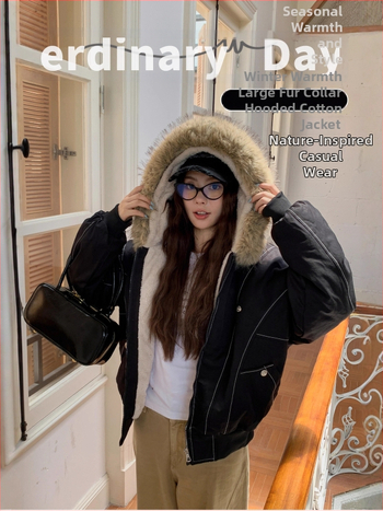 Parka cu glugă și guler din blană artificială demontabil, umplutură din puf-bumbac, exterior poliester, croială lejeră, iarnă 2025