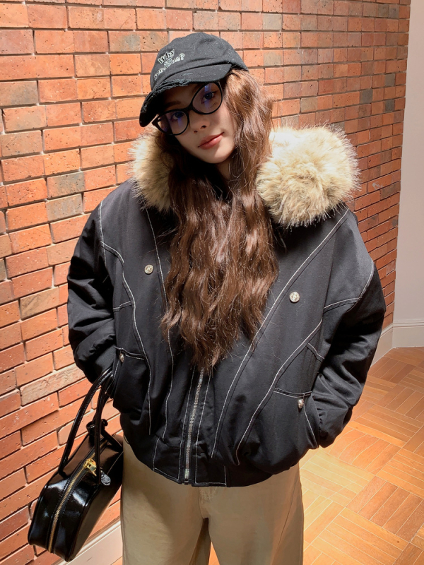 Parka cu glugă și guler din blană artificială demontabil, umplutură din puf-bumbac, exterior poliester, croială lejeră, iarnă 2025