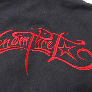 Μπουφάν bomber από βαμβάκι με κεντημένο γράμμα, κουκούλα, αποσπώμενος γούνινος γιακάς, φερμουάρ μπροστά, χειμερινό μήκος μεσαίου