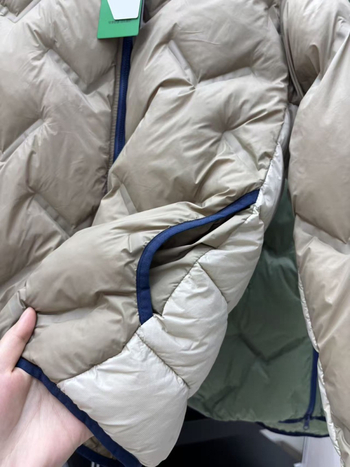 Αθλητικό βαμβακερό μπουφάν με κουκούλα, ψηλό γιακά, φερμουάρ, γέμισμα πολυεστέρα, μεσαίο μήκος