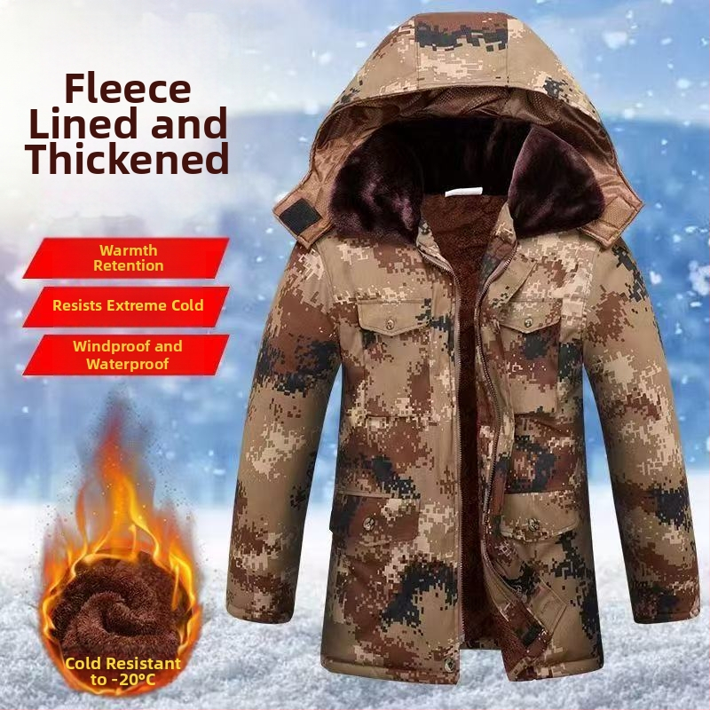 Palton camuflat cu umplutură poliesterică, glugă, fermoar, izolație groasă