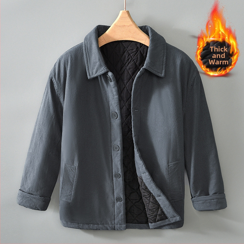 Jachetă bumbac cu umplutură poliester, croială lejeră, fără glugă, închidere în față cu nasturi, material principal 100% bumbac, căptușeală poliester, pentru iarna 2025