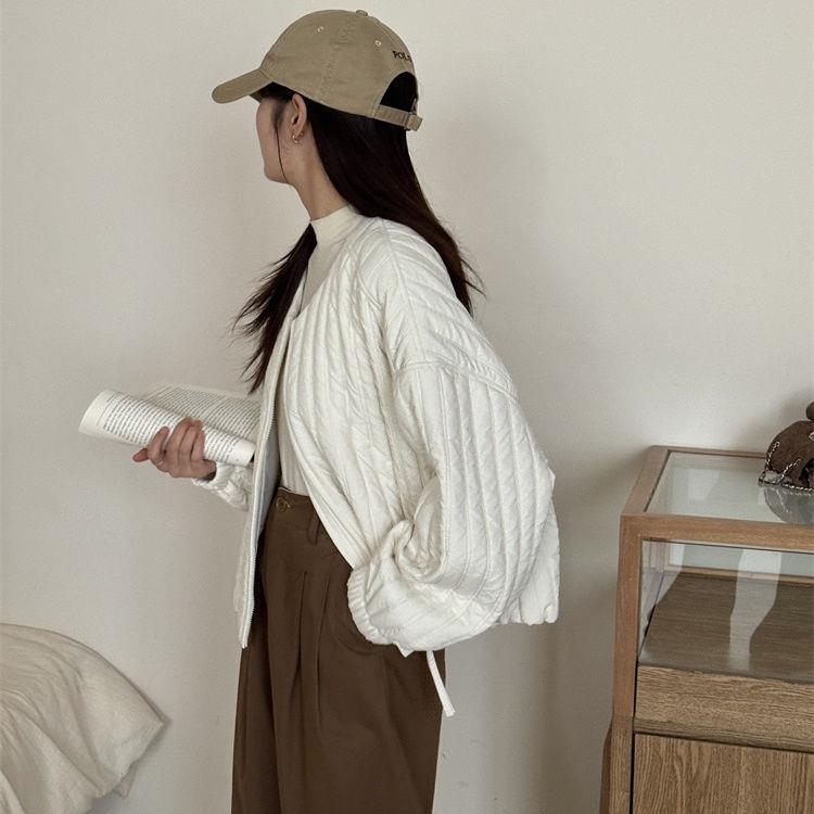 Jachetă din bumbac căptușitǎ, fără mâneci, în stil coreean, ultra-scurtǎ, guler polo, țesătură Chenille, umplutură din mătase-pamuc