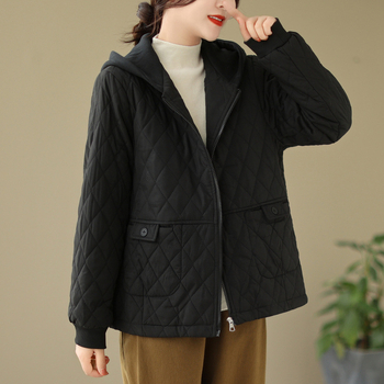 Palton din bumbac cu glugă pentru femei, croială slim, lungime medie (50–65 cm), umplutură din bumbac 81–90%, fermoar frontal