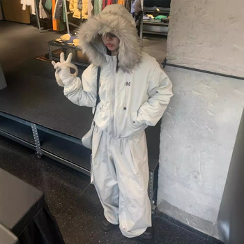 Palton căptușit din bumbac, cu glugă și guler din blană, gros, croială lejeră, fermoar