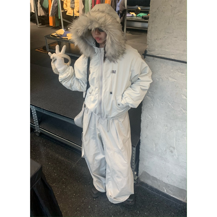 Palton căptușit din bumbac, cu glugă și guler din blană, gros, croială lejeră, fermoar