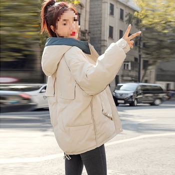 Jachetă damă din bumbac cu umplutură din lână, exterior velur, închidere cu fermoar, guler polo, croială liberă