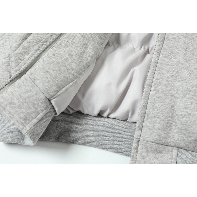 Geacă din bumbac cu glugă, croială lejeră, guler de blană detașabil, design din panouri, fermoar, umplutură poliester, iarnă 2025