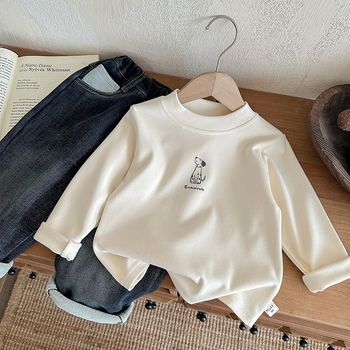 Tricou de bază pentru băieți din velur Derong, stil coreean, mâneci lungi, guler rotund, iarnă 2025, model desen animat, țesătură 90% poliester.