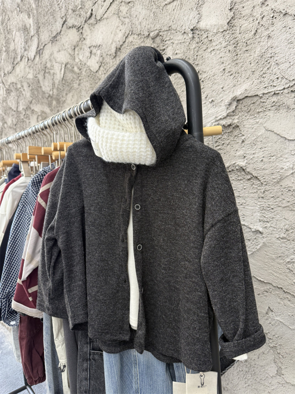 Cardigan tricotat cu glugă pentru copii – stil coreean, unisex, material moale, închidere cu nasturi într-un singur rând, toamnă-iarnă
