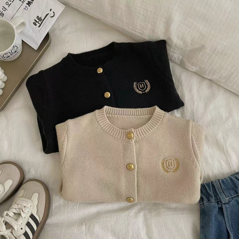 Cardigan pentru copii, stil colegiu, 70% bumbac, mâneci lungi, închidere cu nasturi pe un rând, model brodat cu personaje de desene animate