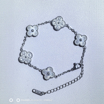 Brățară din oțel de titan – motiv flori și frunze, ciucuri placate cu aur, stil natural unisex