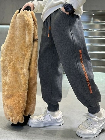 Dječje zimske hlače s flisom, korejskog stila; glavna tkanina 95% poliester, smjesa kemijskih vlakana; visoki struk; pogodné za djecu srednje i veće veličine (preko 8 godina).