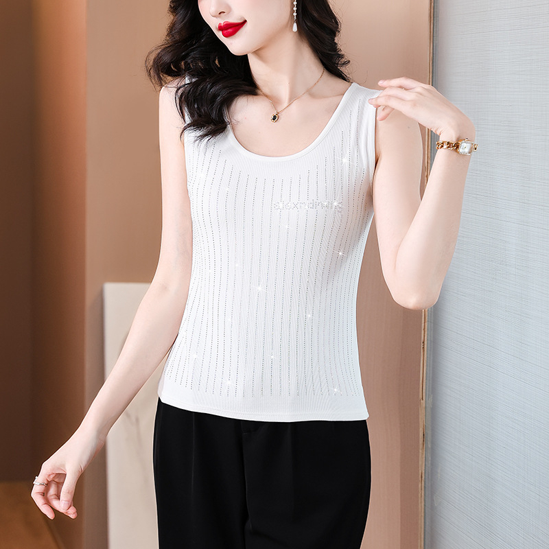 Дамска камизол с кристали, без ръкави, тясна кройка, полиестер/еластан, висока еластичност, подходяща за пролет и лято