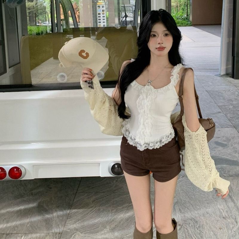 Top camisole din dantelă, bretele reglabile, croială slim, material Ice Silk, elastan 30–50%, lungime 50–65 cm