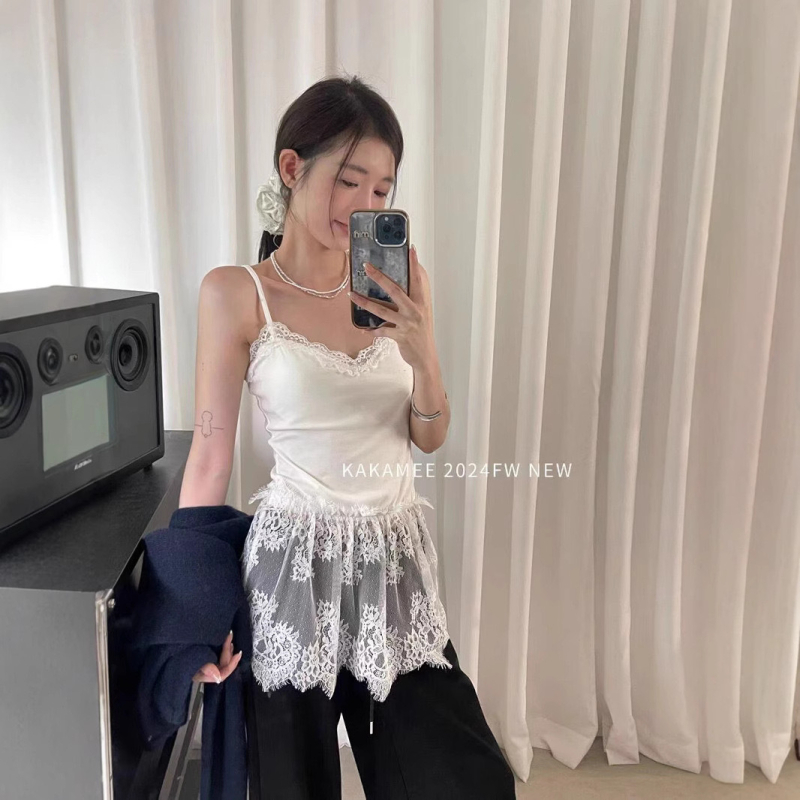 Top din dantelă cu bretele, croială slim, material bumbac 90-95%, model monocrom, stil japonez-coreean casual