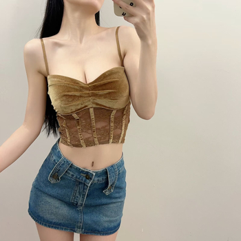 Top crop din velur cu dantelă și pliuri, bretele fixe