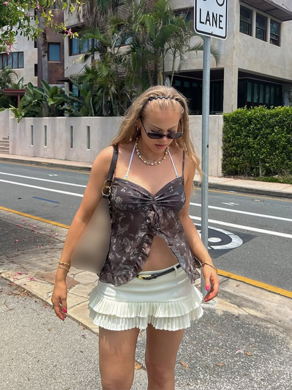 Top cropped imprimat cu model, decolteu în V, bretele neregulate, mâneci lungi, poliester