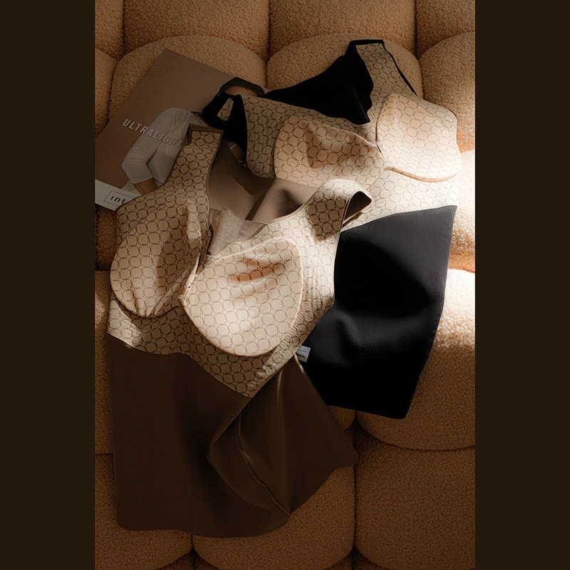 Vesta de modelare pentru femei, cu inserții încorporate pentru sân, top camisole intern pentru purtare peste haine, croială slim, amestec nylon-spandex, toamnă 2025