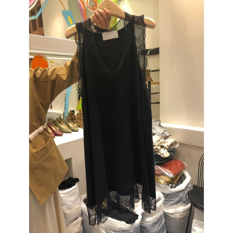 Top fără mâneci cu dantelă la margine și decolteu în V, bretele detașabile, poliester