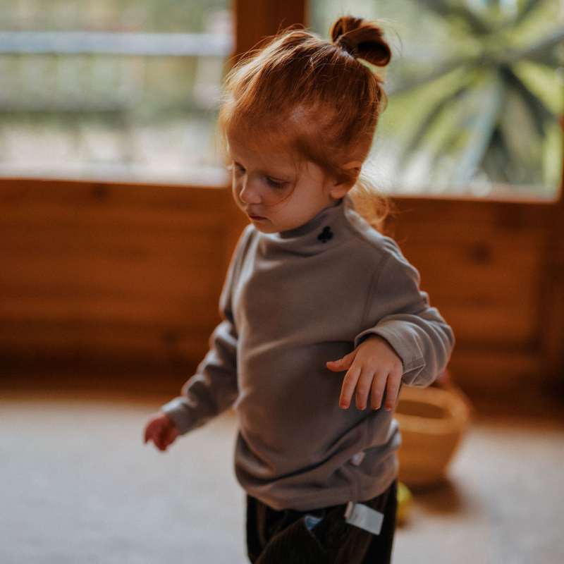 Tricou pentru copii cu mâneci lungi, unisex, stil leisure, material acrilic 46%, toamnă 2025