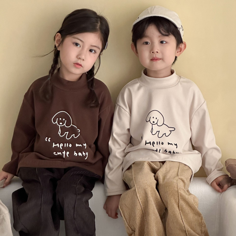 Gyerekek hosszú ujjú póló koreai stílusú mock nyakú gallérral, 90% poliészter, állat- és betűmintás, 3–8 éveseknek.