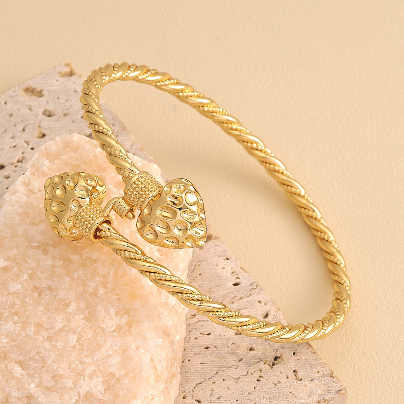 Brățară din cupru cu design deschis torsionat, placare electrolitică, 21 g, stil personal