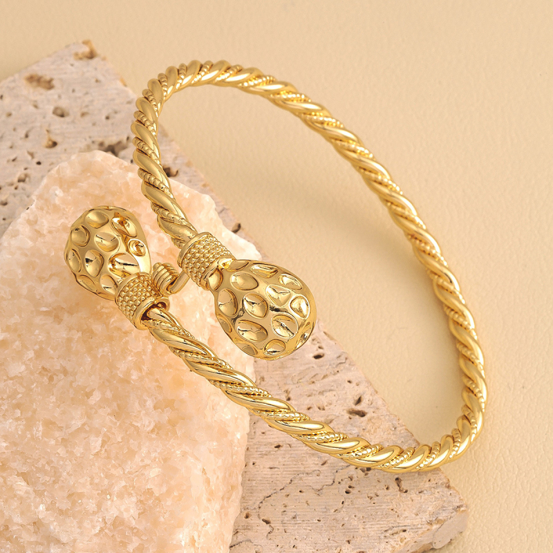 Brățară din cupru cu design deschis torsionat, placare electrolitică, 21 g, stil personal