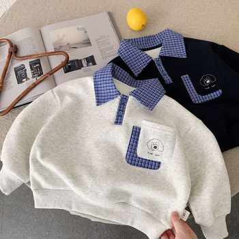 Gyerekeknek készült velúrral bélelt pulóver, téli modell 2025, kockás gallérral, hosszú ujjú, kapucni nélküli, vast anyag
