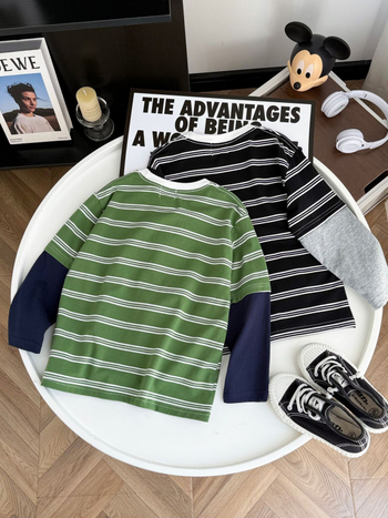 Top copii cu mâneci lungi din bumbac, imprimat în dungi și motiv cu desene animate/litere, 95% bumbac.