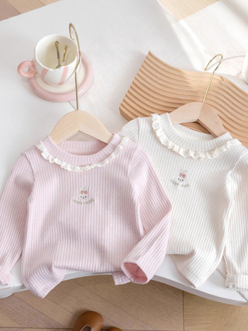 Tricou pentru fete cu mânecă lungă, guler dantelat, broderie cu iepuraș, 90% poliester, pentru vârste 3–8 ani.