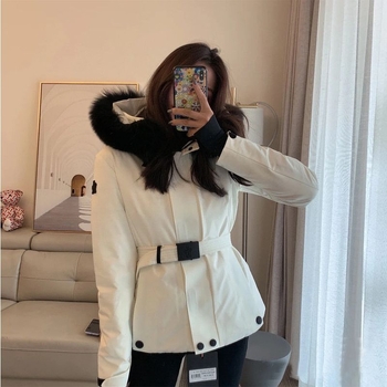 Jachetă de iarnă pentru femei, pentru schi, cu guler din blană de vulpe, glugă, lungime ultracurtă ≤40 cm, umplutură din puf, material spandex