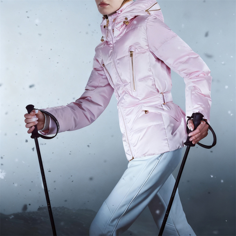 Női pehelydzseki kapucnival, laza szabás, fehér kacsa tollal töltve, 201-300 g töltet, poliészter anyag